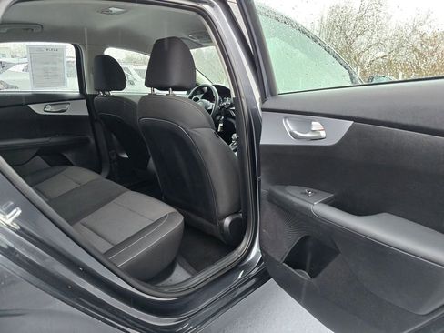 Certified 2024 Kia Forte LXS image 17