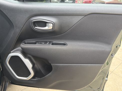 Used 2021 Jeep Renegade Sport AWD/4WD image 14