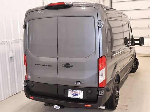New 2026 Ford Transit 250 148 Medium Roof Extended AWD image 30