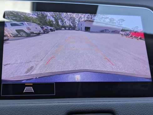 Certified 2023 Cadillac XT4 Luxury FWD image 13