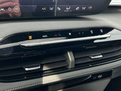 New 2026 Buick Enclave Sport Touring w/ Power Package AWD/4WD image 48
