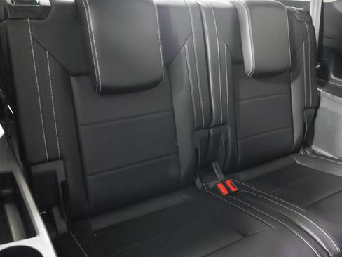 Certified 2023 Volkswagen Atlas SEL AWD/4WD image 45