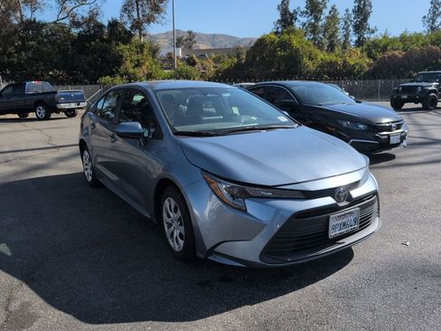 Used 2024 Toyota Corolla LE FWD image 3
