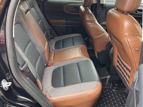 Used 2021 Ford Bronco Sport Outer Banks w/ Outer Banks Package (96D) image 13