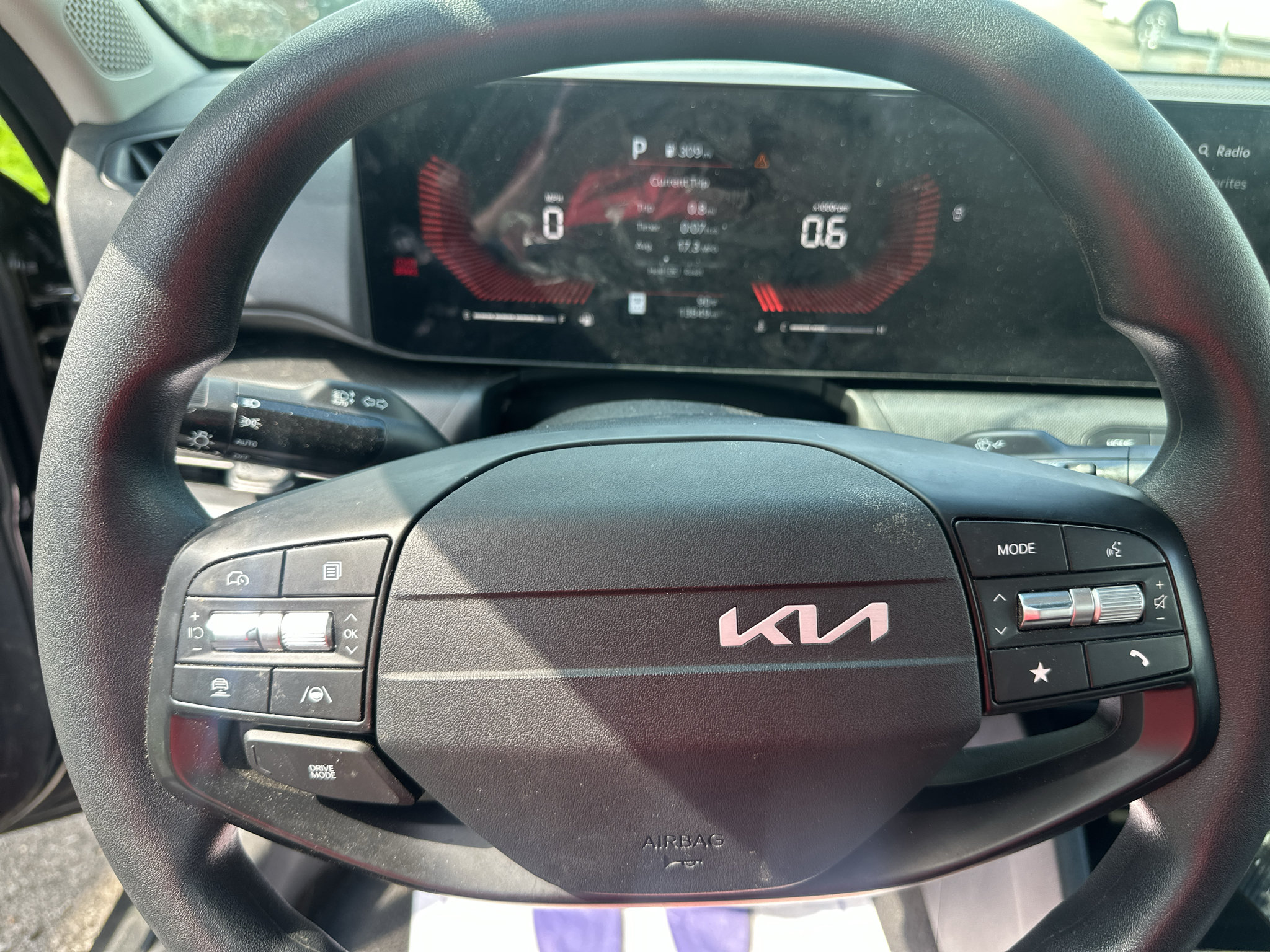 Used 2025 Kia K4 FWD image 21