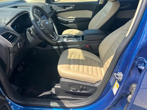 Used 2024 Ford Edge SEL w/ Convenience Package AWD/4WD image 9