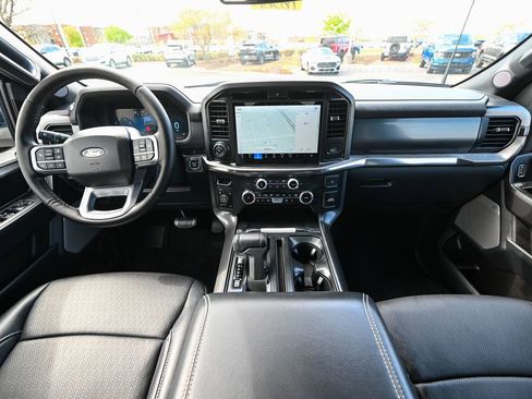Used 2025 Ford F150 Lariat AWD/4WD image 29