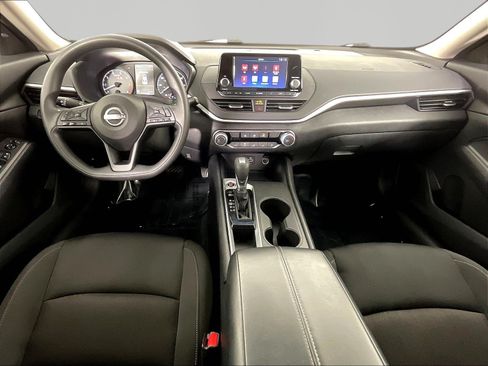 Used 2024 Nissan Altima 2.5 S FWD image 7