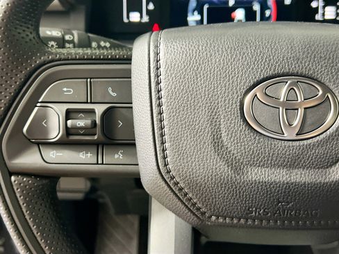 New 2025 Toyota Tacoma SR5 image 18