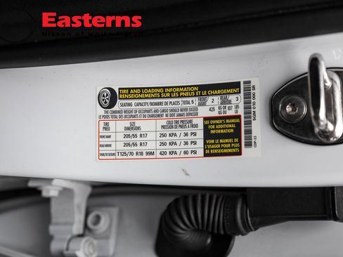 Used 2023 Volkswagen Jetta SE w/ Panoramic Sunroof Package image 43