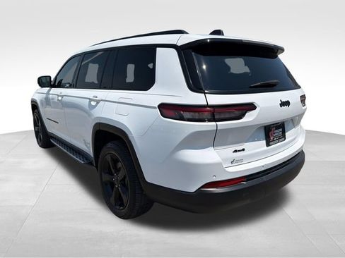 Used 2023 Jeep Grand Cherokee L Laredo AWD/4WD image 5