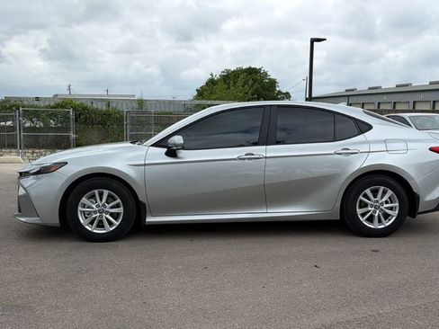 New 2026 Toyota Camry LE image 10