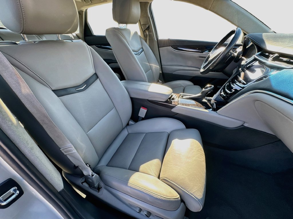 Used 2013 Cadillac XTS Premium FWD image 35
