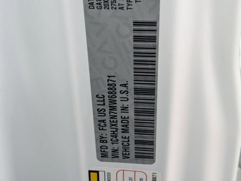 Used 2021 Jeep Wrangler Unlimited Sahara image 38