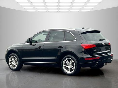 Used 2017 Audi Q5 2.0T Premium Plus w/ Technology Package image 5