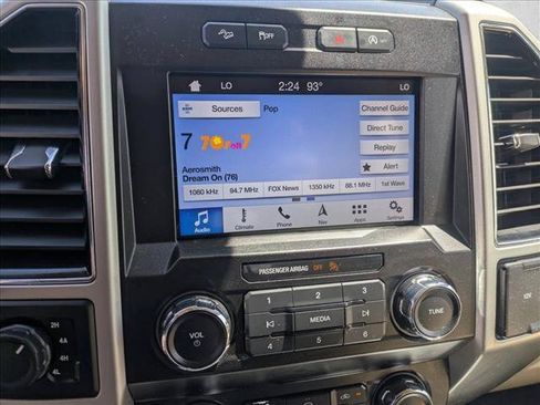 Used 2019 Ford F150 Lariat AWD/4WD image 12