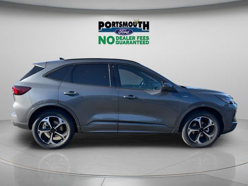 New 2026 Ford Escape ST-Line Elite w/ Premium Technology Package AWD/4WD image 2