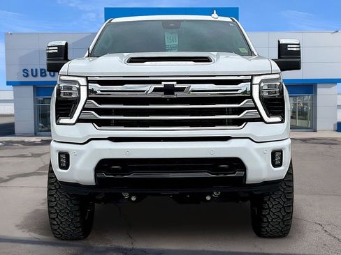 Used 2024 Chevrolet Silverado 3500 LTZ w/ LTZ Plus Package AWD/4WD image 3