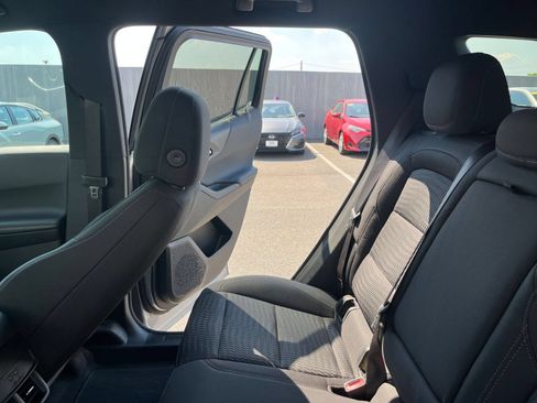 Used 2025 Chevrolet Equinox LT FWD image 39
