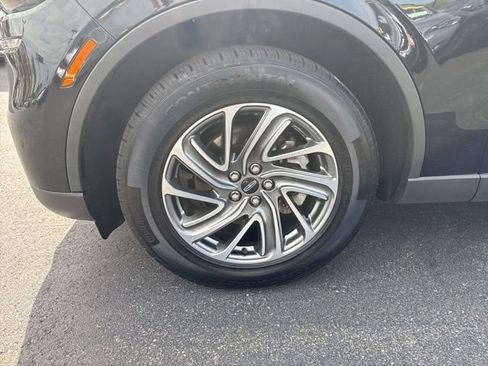 Used 2023 Lincoln Aviator AWD image 8