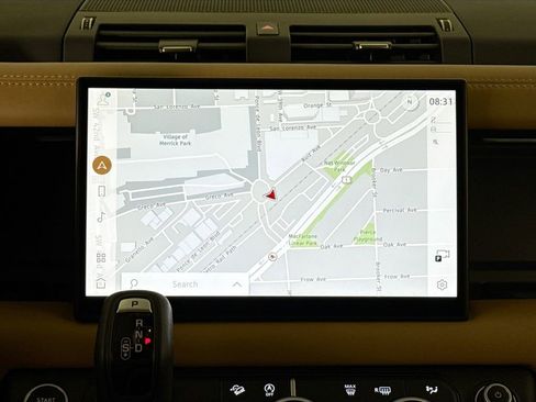 Used 2025 Land Rover Defender 130 S image 25