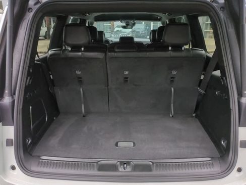 Used 2023 Jeep Wagoneer 2WD image 34