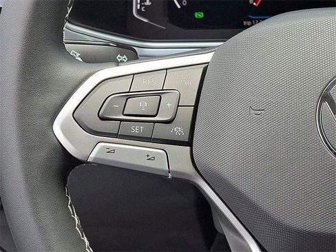 New 2025 Volkswagen Taos SEL image 19