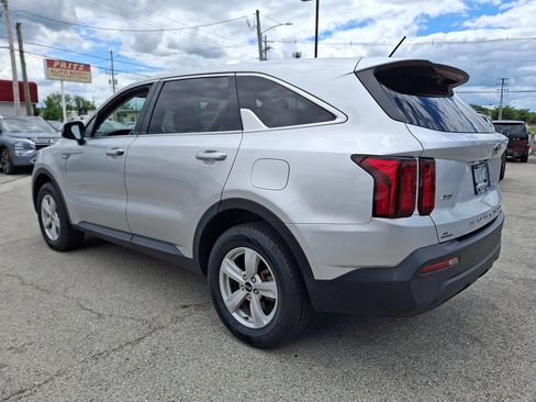 Used 2021 Kia Sorento LX AWD/4WD image 5
