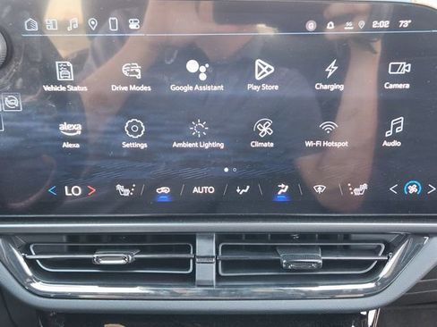 New 2025 Chevrolet Equinox EV RS image 15