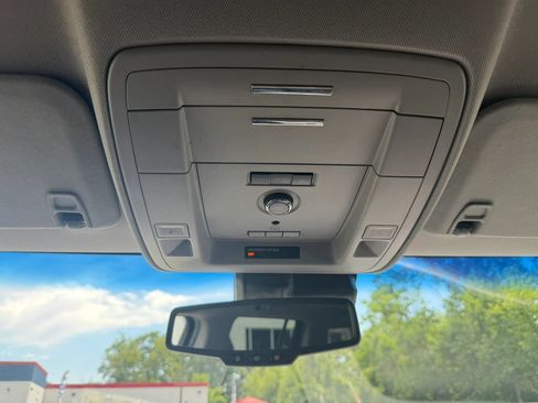 Used 2018 GMC Yukon XL Denali AWD/4WD image 26