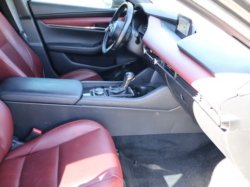 Used 2023 MAZDA MAZDA3 s image 11