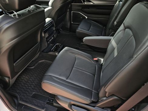 New 2026 Jeep Grand Wagoneer 4WD image 15