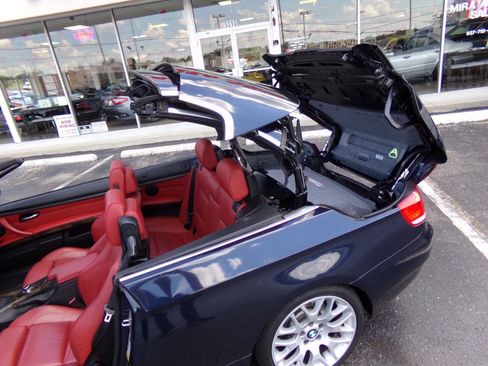 Used 2009 BMW 328i Convertible w/ Premium Pkg RWD image 2