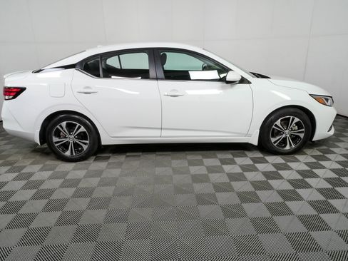 Used 2023 Nissan Sentra SV FWD image 2