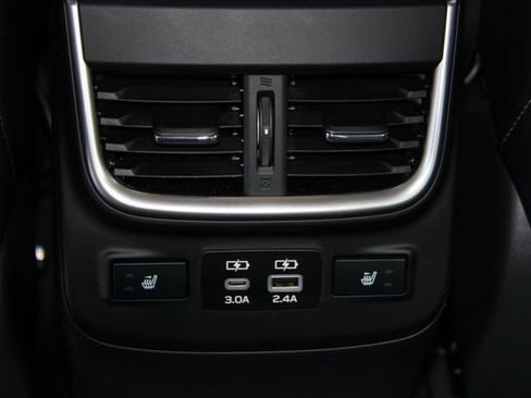 Used 2025 Subaru Legacy Limited AWD/4WD image 30