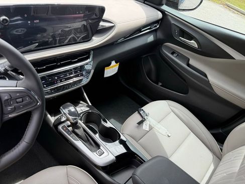 New 2026 Buick Envista Avenir FWD image 27
