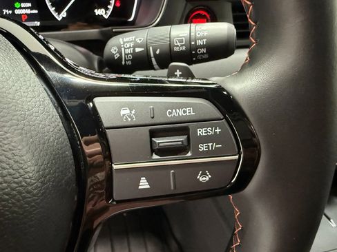 Used 2025 Honda Pilot TrailSport image 20