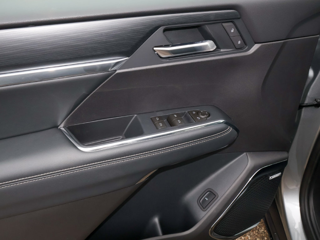 New 2027 GMC Acadia Elevation w/ Elevation Premium Package FWD image 10