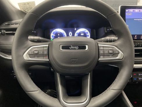 Certified 2024 Jeep Compass Limited w/ High Altitude Package image 16