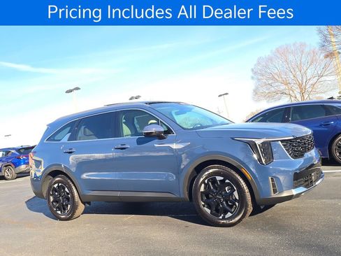 New 2026 Kia Sorento S w/ S Panoramic Sunroof Package FWD image 1