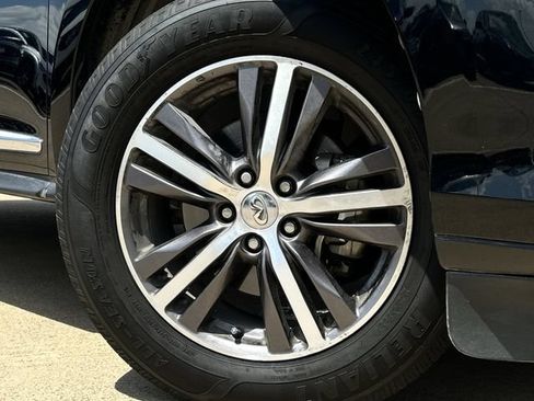 Used 2019 INFINITI QX60 Luxe w/ Essential Package FWD image 10