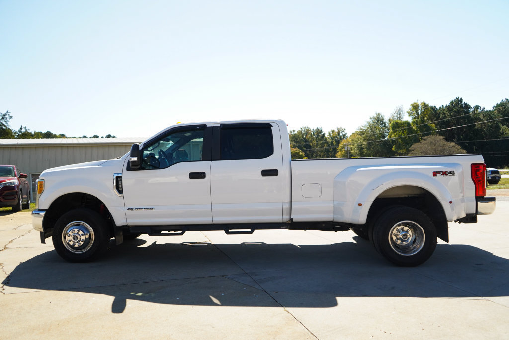 Used 2017 Ford F350 XL w/ Power Equipment Group AWD/4WD image 24