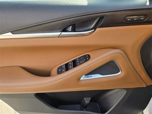 Used 2024 INFINITI QX60 Sensory w/ Vision Package image 25