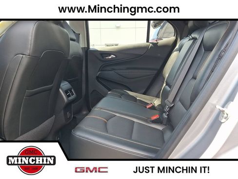 Used 2023 Chevrolet Equinox Premier AWD/4WD image 10