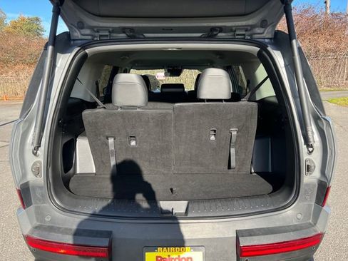 Used 2024 Hyundai Santa Fe SEL image 16