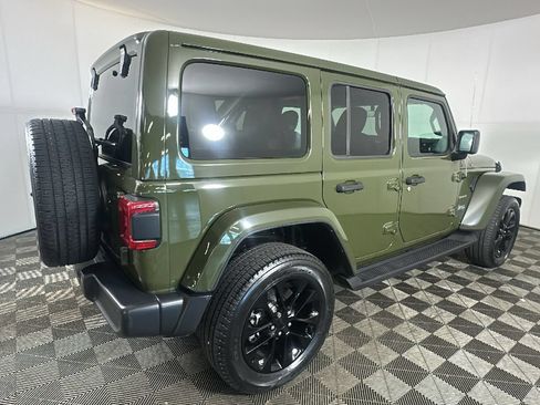 Used 2023 Jeep Wrangler Unlimited Sahara w/ Cold Weather Group AWD/4WD image 3