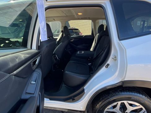 Used 2019 Subaru Forester Premium w/ All-Weather Package image 21