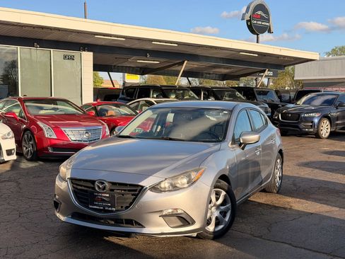 Used 2016 MAZDA MAZDA3 i Sport FWD image 1