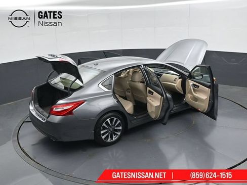 Used 2016 Nissan Altima 2.5 SL w/ 2.5 Technology w/LED Package FWD image 50