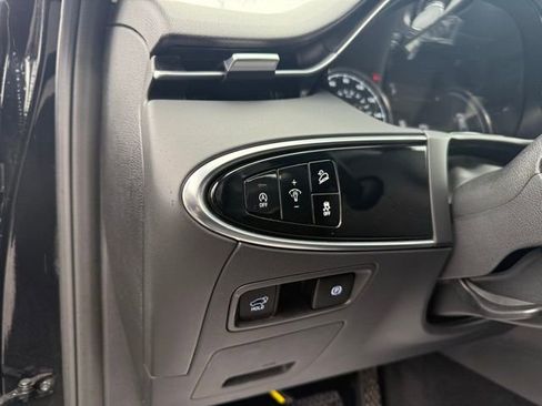 Used 2025 Genesis GV70 2.5T AWD/4WD image 27